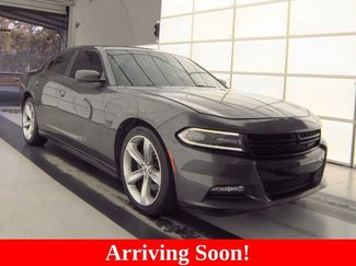 Used 2018 Dodge Charger R/T video 1