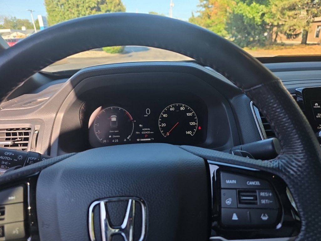 Certified 2024 Honda Ridgeline Black Edition image 15
