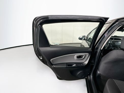 Used 2017 Toyota Yaris L FWD image 24