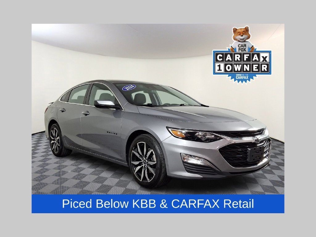 Used 2024 Chevrolet Malibu RS FWD image 1
