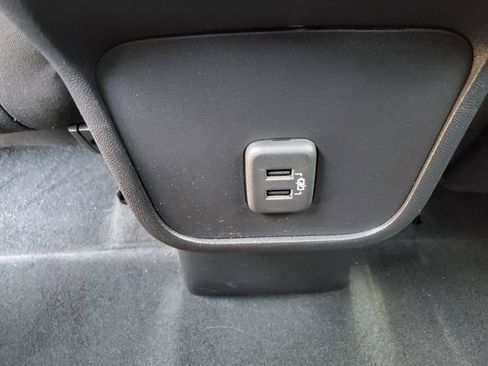 Certified 2023 Chevrolet Equinox LT image 11