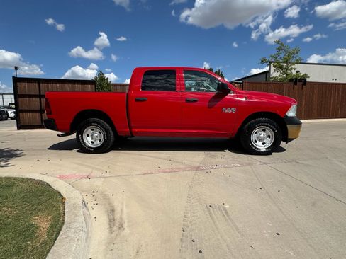 Used 2016 RAM 1500 Tradesman w/ Popular Equipment Group AWD/4WD image 2