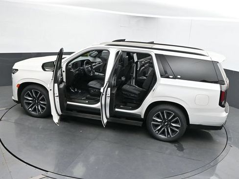 Used 2024 Cadillac Escalade Sport Platinum w/ LPO, Floor Liner Package AWD/4WD image 68