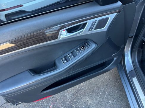 Used 2016 Hyundai Genesis 3.8 w/ Option Group 02 image 6