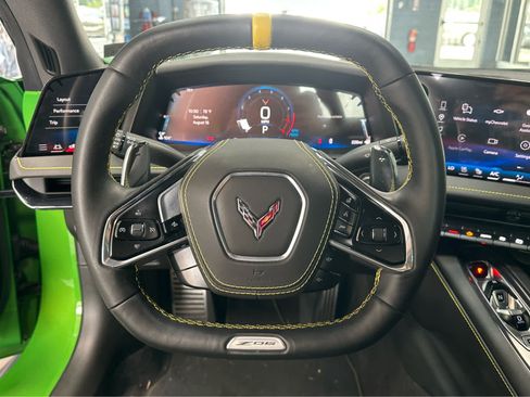 Used 2026 Chevrolet Corvette Z06 w/ Stealth Interior Trim Package RWD image 12