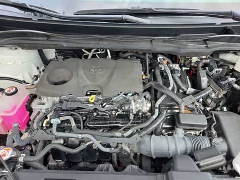 Used 2023 Toyota Sienna LE FWD image 25