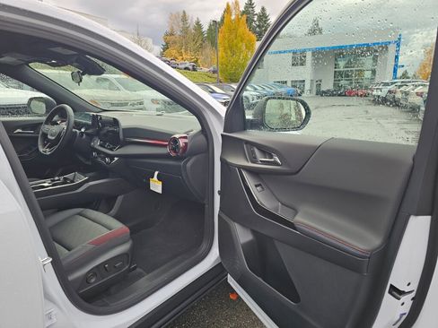 New 2026 Chevrolet Equinox RS w/ Convenience Package III image 30