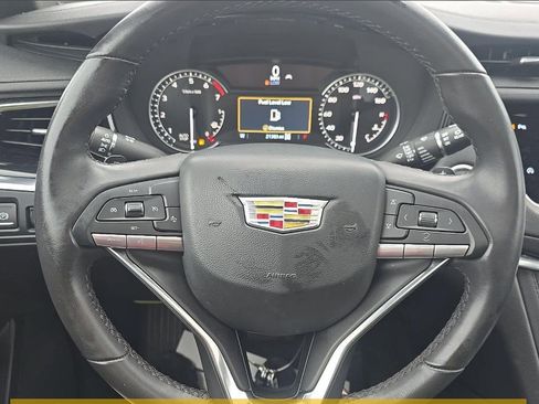 Used 2024 Cadillac XT6 Luxury w/ LPO, Floor Liner Package AWD/4WD image 11