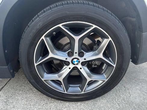 Used 2018 BMW X1 xDrive28i AWD/4WD image 14
