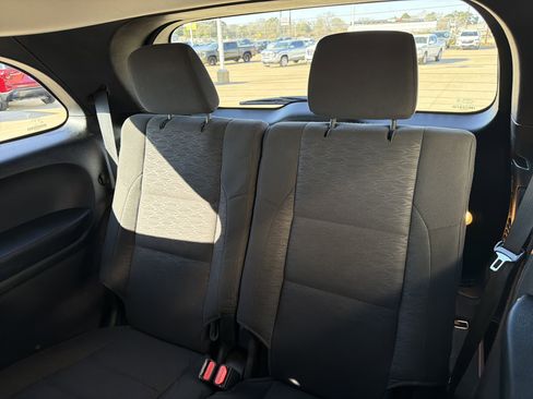 Used 2022 Dodge Durango SXT image 25