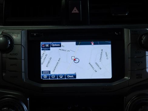 Used 2014 Toyota 4Runner SR5 Premium image 26