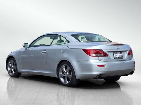 Used 2010 Lexus IS 250C RWD image 8