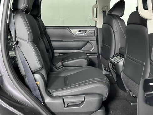 Used 2026 INFINITI QX80 Pure w/ Cargo Package image 29