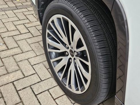 Used 2022 Jeep Wagoneer Series I image 6