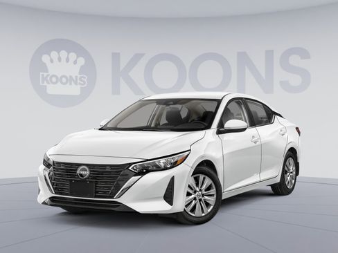 Used 2025 Nissan Sentra S image 1