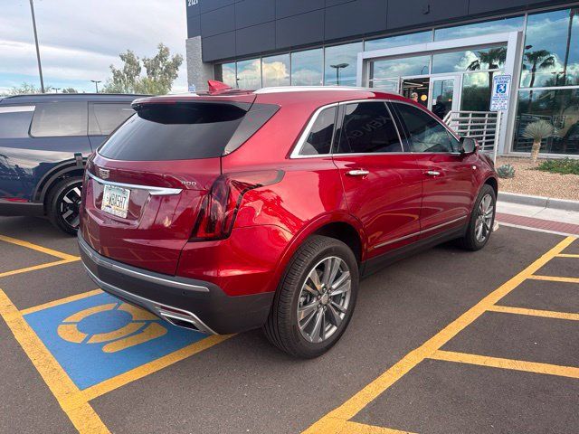 Used 2021 Cadillac XT5 Premium Luxury FWD image 8