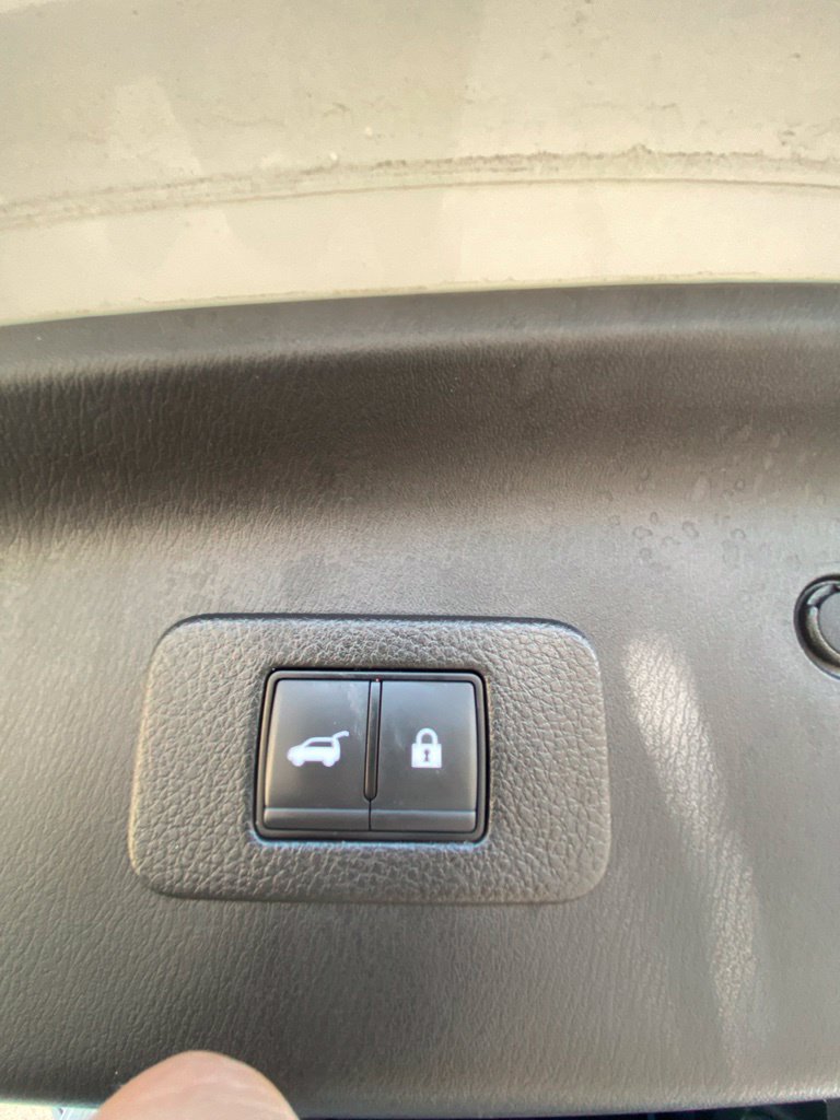 Used 2024 Nissan Armada Platinum w/ Cargo Package RWD image 34
