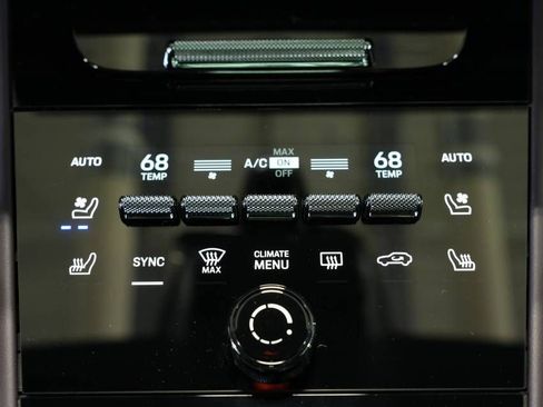 New 2025 Porsche Cayenne E-Hybrid AWD/4WD image 23