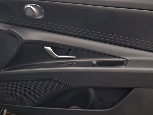 Used 2024 Hyundai Elantra SEL image 26