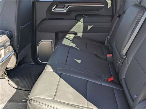 New 2026 GMC Sierra 2500 Denali w/ Denali Reserve Package image 17