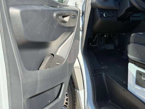 Used 2024 Mercedes-Benz Sprinter 144 Cargo image 15