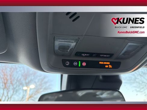 Used 2024 Chevrolet Malibu LT image 28