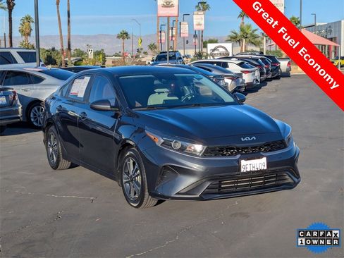 Used 2023 Kia Forte LXS image 6