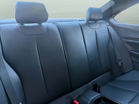 Used 2016 BMW M235i xDrive Coupe image 17