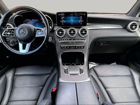 Certified 2022 Mercedes-Benz GLC 300 4MATIC image 9