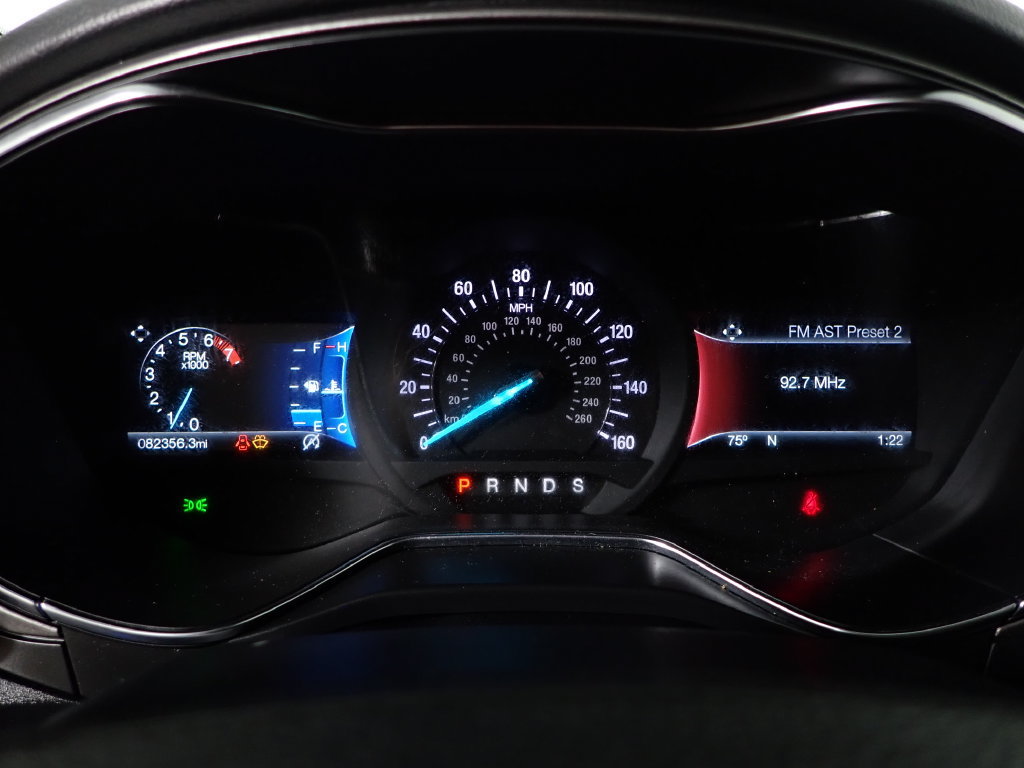 Used 2017 Ford Fusion SE w/ Fusion SE Technology Package FWD image 22