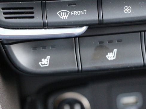 Used 2019 Hyundai Santa Fe AWD image 26