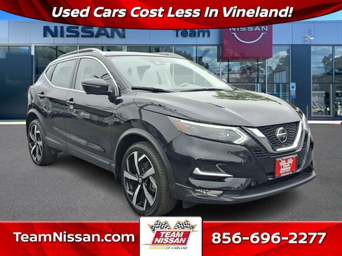 Certified 2022 Nissan Rogue Sport SL w/ Premium Package image 1