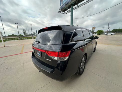 Used 2015 Honda Odyssey Touring image 5
