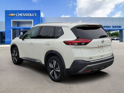 Used 2022 Nissan Rogue SL w/ SL Premium Package