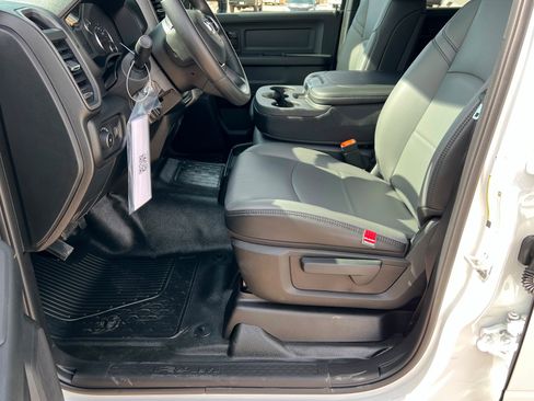 New 2026 RAM 5500 Tradesman AWD/4WD image 17