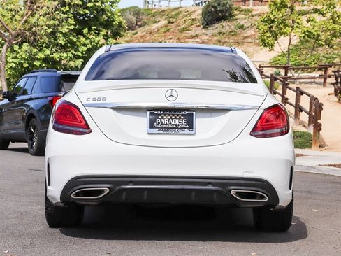 Used 2021 Mercedes-Benz C 300 Sedan image 4