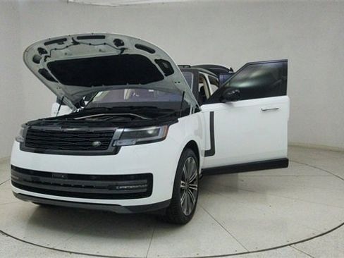 Used 2023 Land Rover Range Rover Long Wheelbase Autobiography image 75