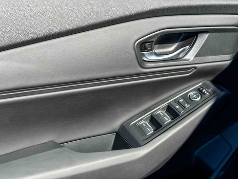 New 2025 Honda Accord SE image 13