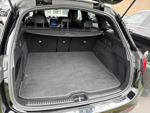 Used 2023 Mercedes-Benz GLC 300 4MATIC image 24