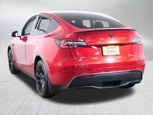 Used 2021 Tesla Model Y Long Range AWD/4WD image 5