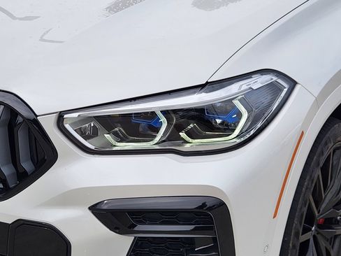 Used 2023 BMW X6 xDrive40i w/ Executive Package AWD/4WD image 11