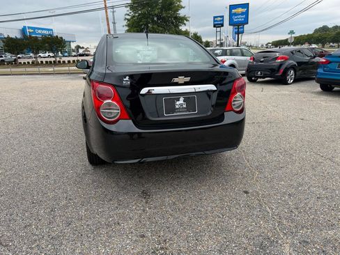 Used 2014 Chevrolet Sonic LT FWD image 32