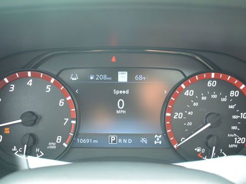 Used 2025 Nissan Frontier PRO-4X w/ Pro Premium Package AWD/4WD image 13