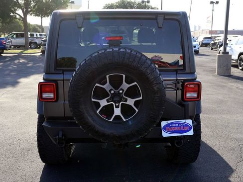 Used 2019 Jeep Wrangler Sport AWD/4WD image 18