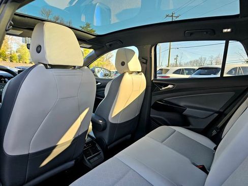 Used 2022 Volkswagen ID.4 Pro S image 23