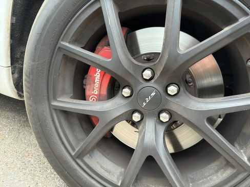 Used 2018 Jeep Grand Cherokee SRT image 6