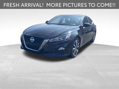 Used 2021 Nissan Altima 2.5 SR w/ SR Premium Package