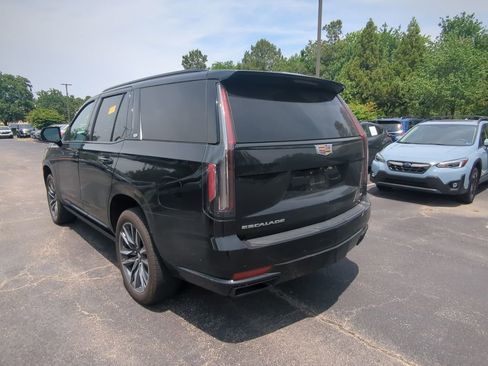 Used 2023 Cadillac Escalade Sport w/ Touring Package AWD/4WD image 5