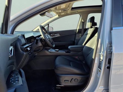 New 2026 Kia Sportage EX w/ EX Panoramic Sunroof Package image 16