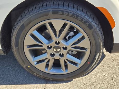 Used 2021 Kia Soul S FWD image 10